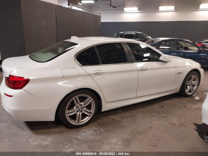 2013 BMW 5 SERIES 528I XDRIVE - WBAXH5C50DDW12304