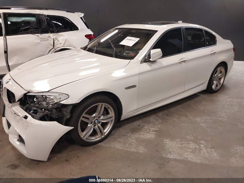 2013 BMW 5 SERIES 528I XDRIVE - WBAXH5C50DDW12304