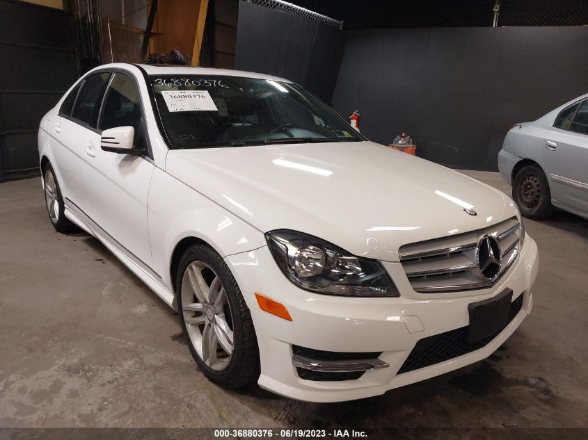 2013 MERCEDES-BENZ C-CLASS C 300 - WDDGF8AB4DR286079