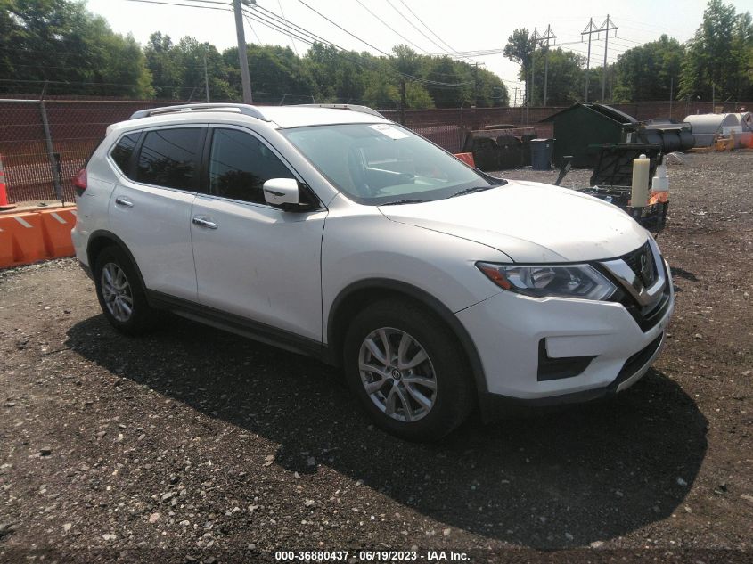 2017 NISSAN ROGUE SV - KNMAT2MT0HP596595