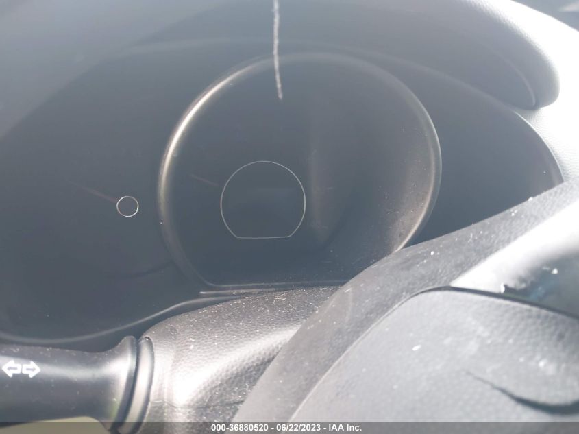 2015 KIA SOUL + - KNDJP3A55F7144039