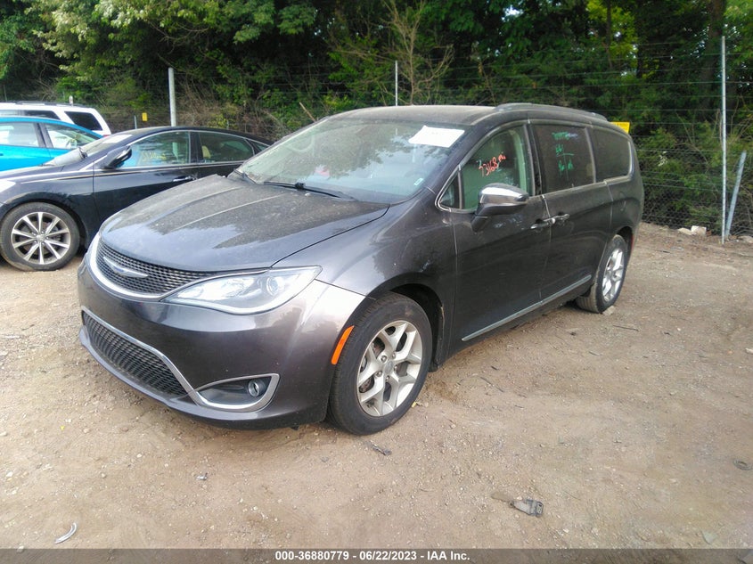 VIN 2C4RC1GG8LR130660 2020 CHRYSLER PACIFICA LIMITED