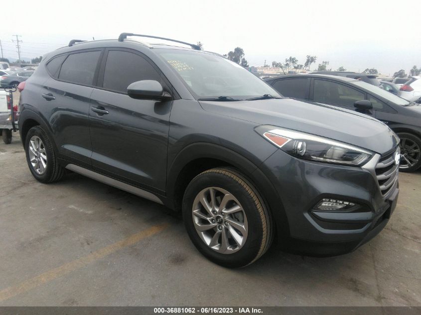 2017 HYUNDAI TUCSON SE - KM8J33A4XHU489490