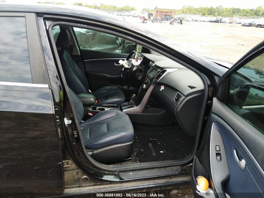 2013 HYUNDAI ELANTRA GT W/BLUE INT - KMHD35LE9DU125599