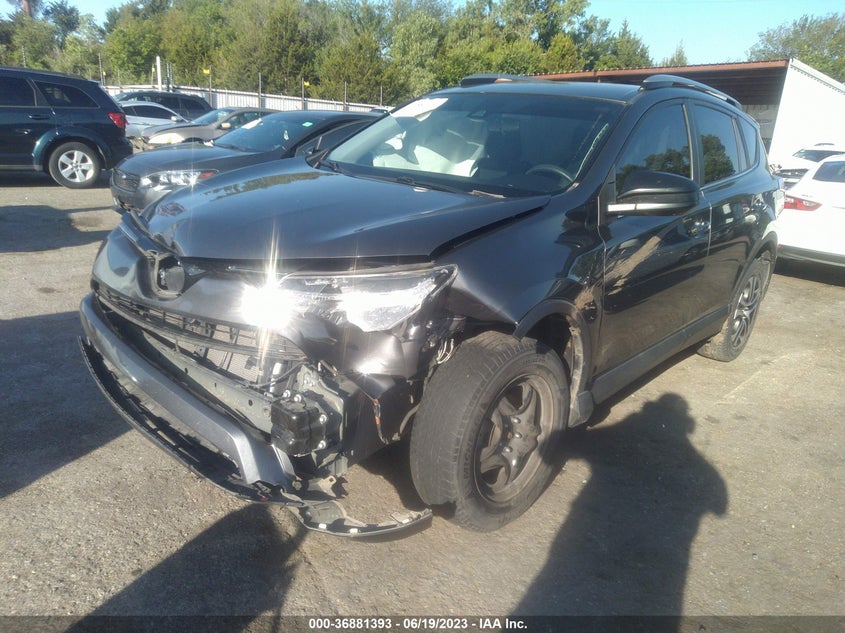 VIN 2T3ZFREV3JW454741 2018 TOYOTA RAV4 LE