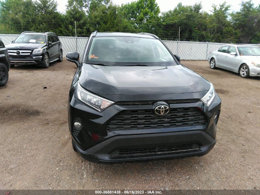 2019 TOYOTA RAV4 XLE PREMIUM - JTMC1RFV1KD017032