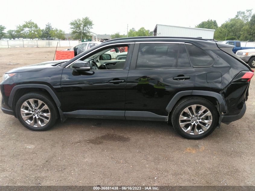 2019 TOYOTA RAV4 XLE PREMIUM - JTMC1RFV1KD017032