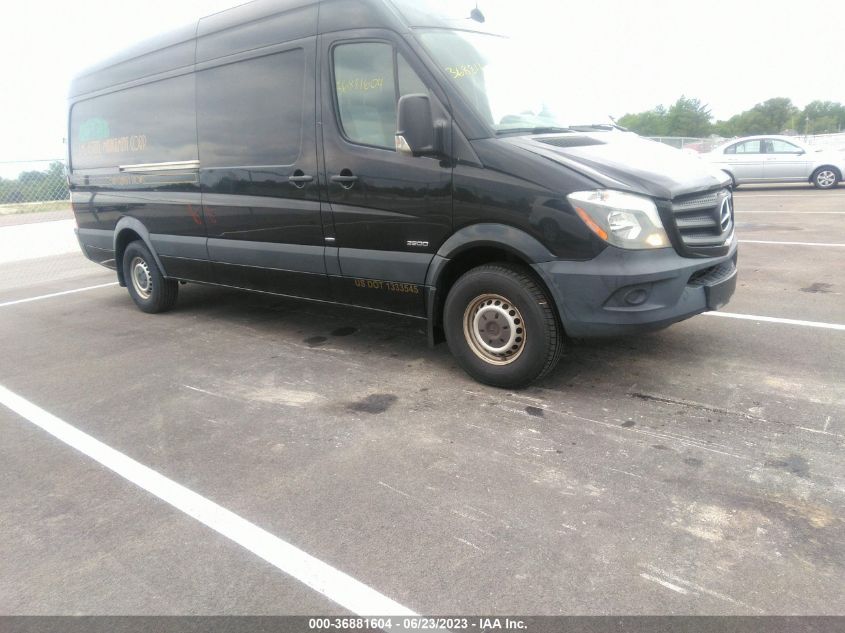 2014 MERCEDES-BENZ SPRINTER CARGO VANS - WD3PE8CC8E5872967