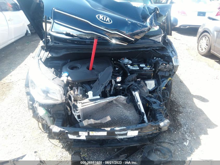 2018 KIA SOUL + - KNDJP3A54J7601979