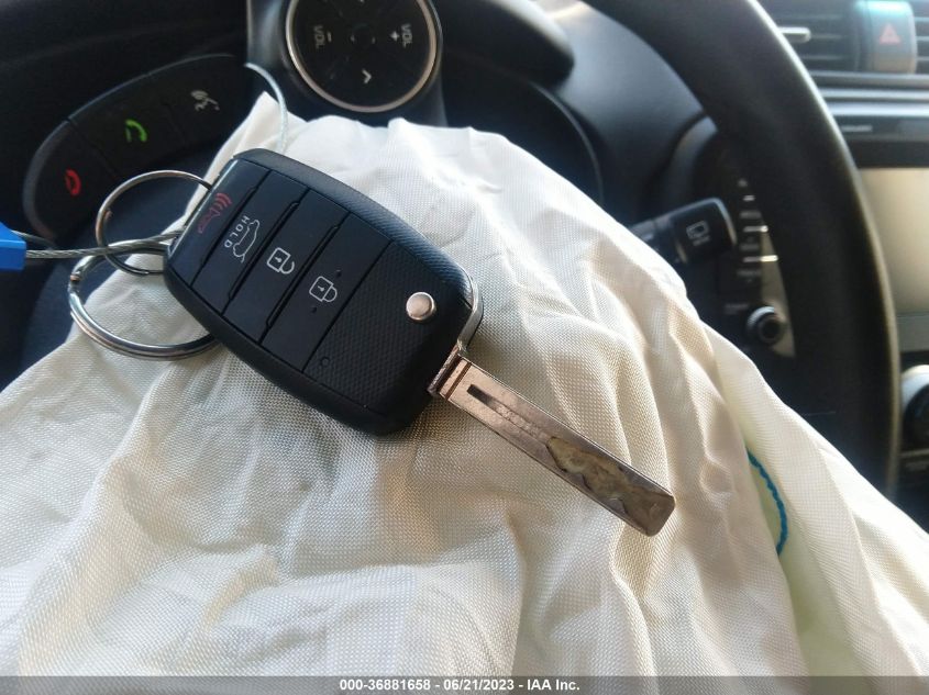 2018 KIA SOUL + - KNDJP3A54J7601979
