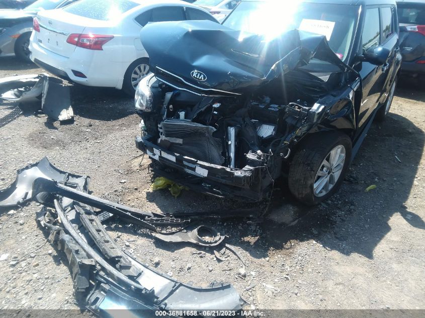 2018 KIA SOUL + - KNDJP3A54J7601979
