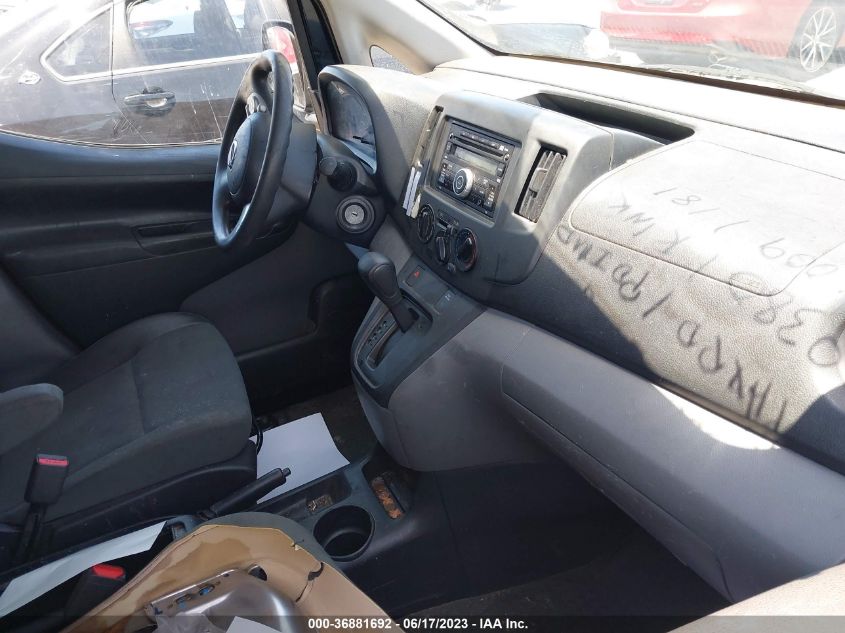 2015 NISSAN NV200 2.5S/2.5SV - 3N6CM0KN0FK710380
