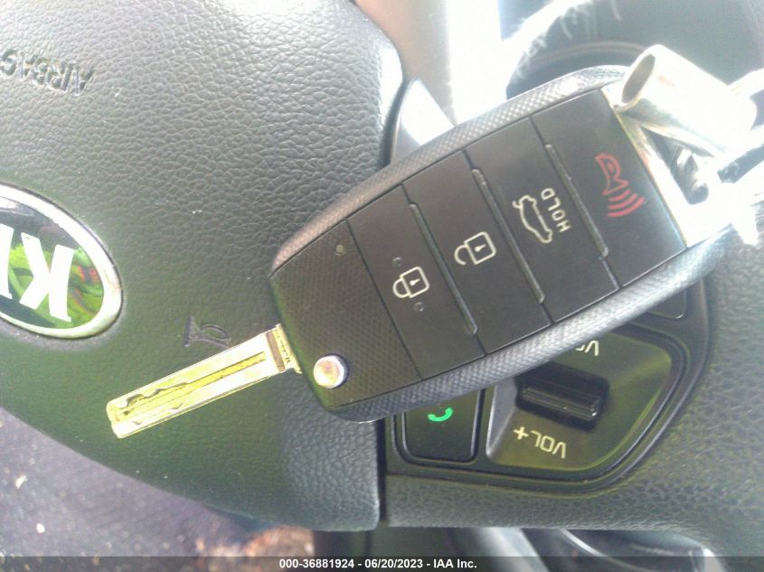 2016 KIA RIO LX - KNADM4A32G6541013