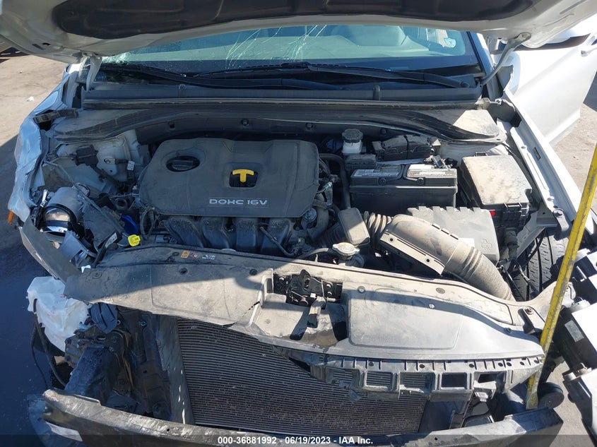 VIN 5NPD84LF3HH094648 2017 HYUNDAI ELANTRA SE