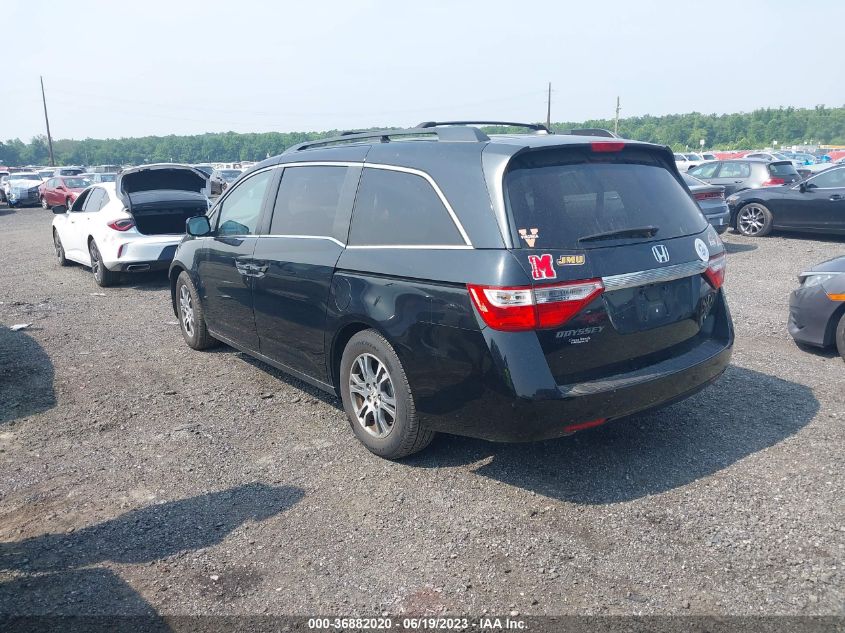 VIN 5FNRL5H64DB052694 2013 HONDA ODYSSEY no.3