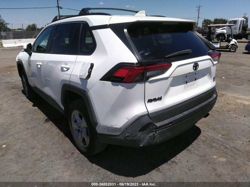 VIN 2T3P1RFV1LC120670 2020 TOYOTA RAV4 XLE