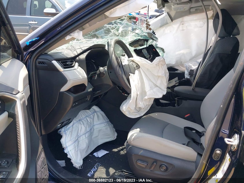 VIN 2T3Y1RFV2NW208987 2022 TOYOTA RAV4 LIMITED