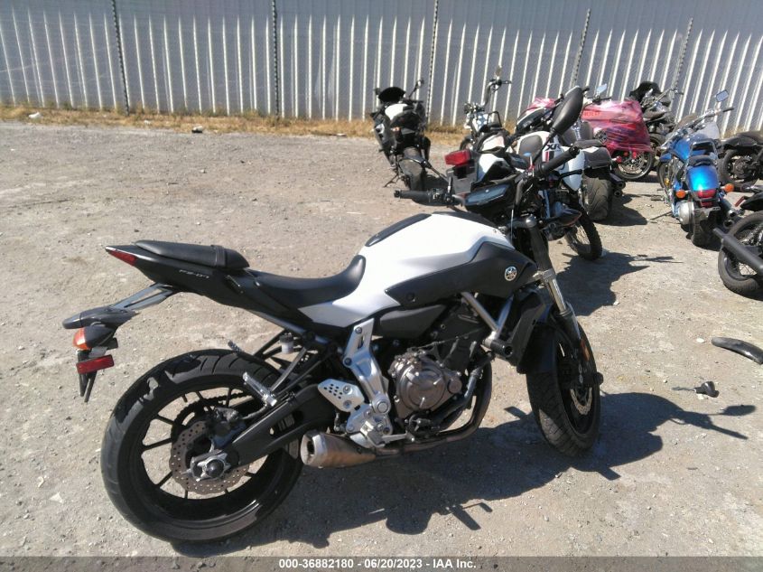 2015 YAMAHA FZ07 C JYARM06Y6FA000169