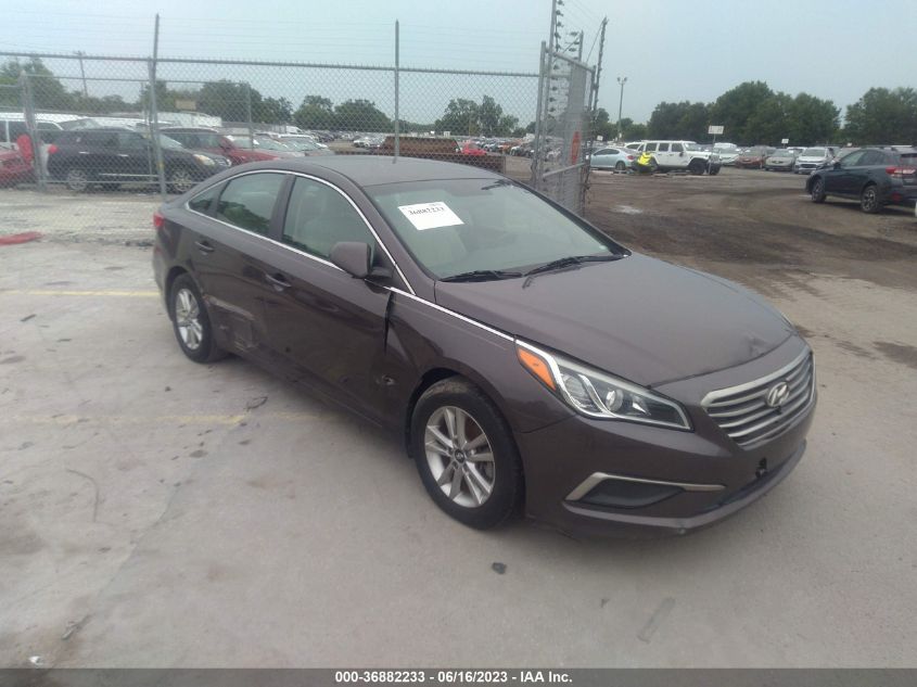 2017 HYUNDAI SONATA SE - 5NPE24AF3HH484688