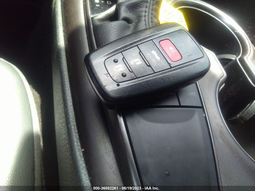 2022 TOYOTA CAMRY SE - 4T1T11AK0NU659756