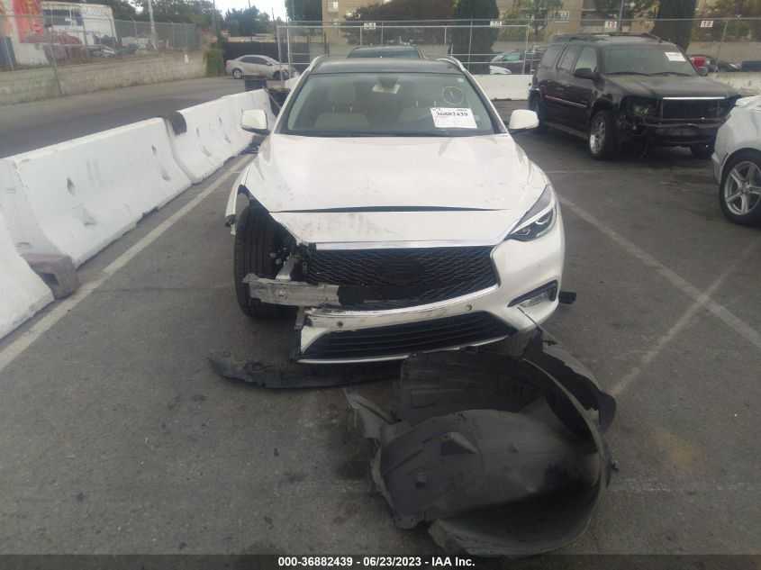 2017 INFINITI QX30 PREMIUM SJKCH5CP8HA022715
