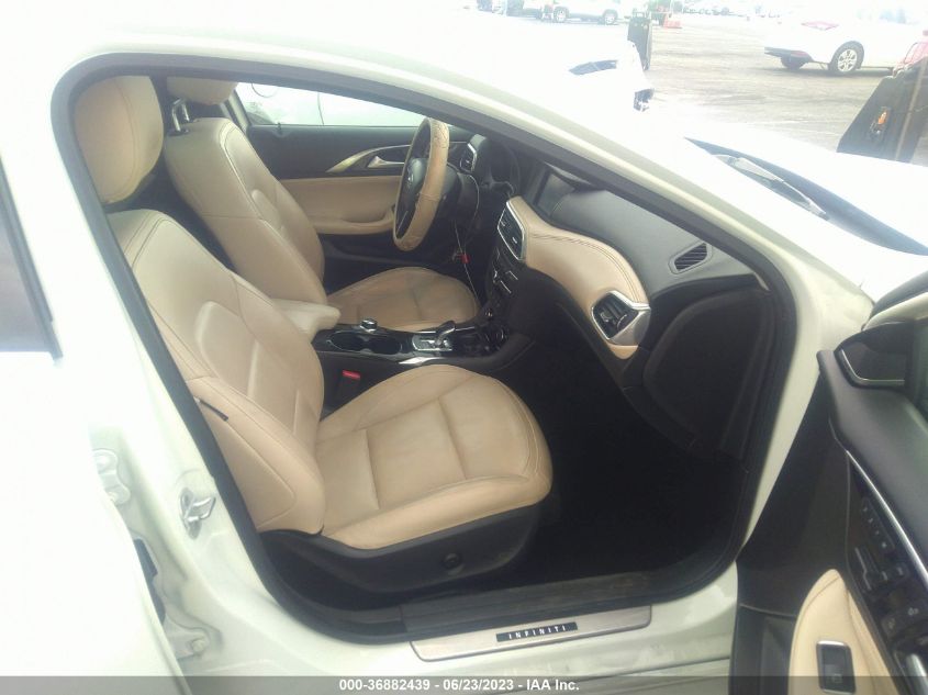 2017 INFINITI QX30 PREMIUM SJKCH5CP8HA022715