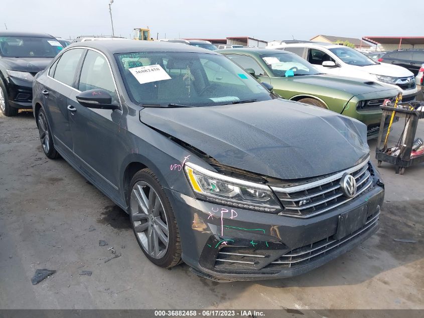 2017 VOLKSWAGEN PASSAT R-LINE - 1VWDT7A37HC0401