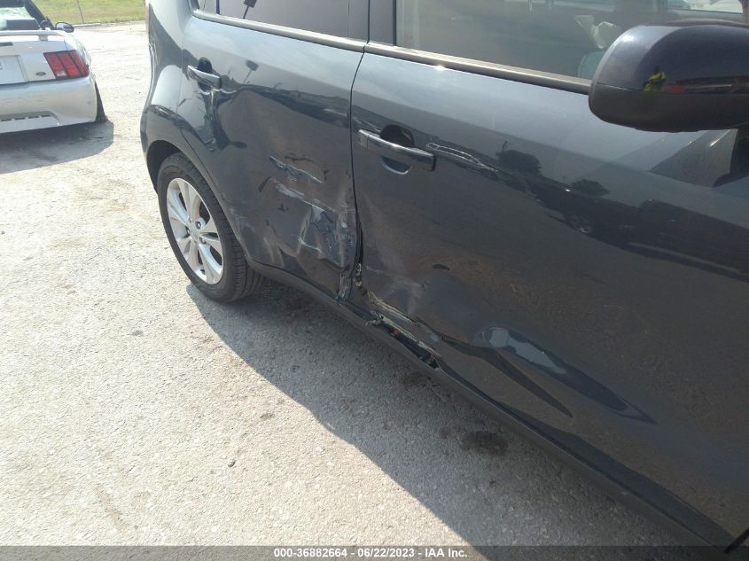 2015 KIA SOUL + - KNDJP3A59F7204629