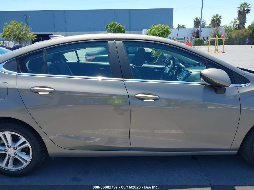2018 CHEVROLET CRUZE LT - 1G1BE5SM4J7248101