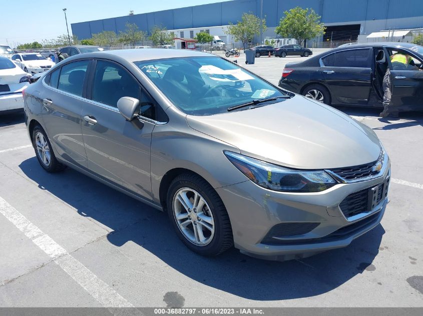 2018 CHEVROLET CRUZE LT - 1G1BE5SM4J7248101