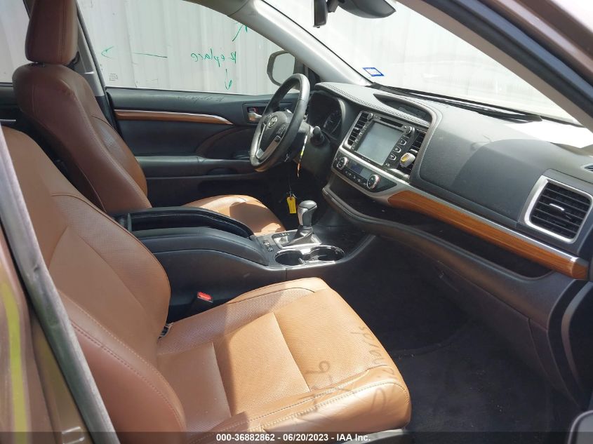 2017 TOYOTA HIGHLANDER LIMITED - 5TDYZRFH4HS200687