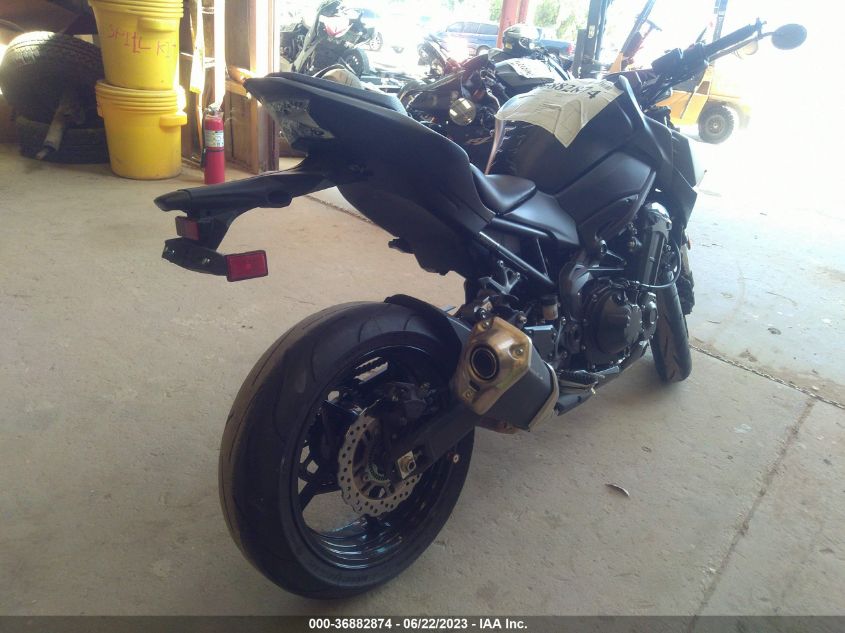 2022 KAWASAKI ZR900 - JKAZR2F17NA036692