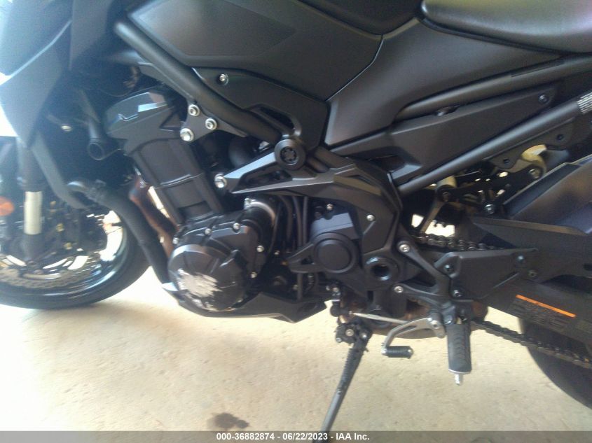 2022 KAWASAKI ZR900 - JKAZR2F17NA036692