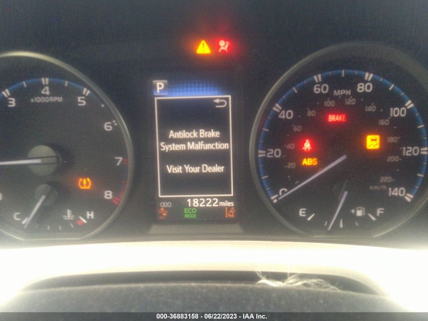 2018 TOYOTA RAV4 LE - JTMBFREV7JD255240