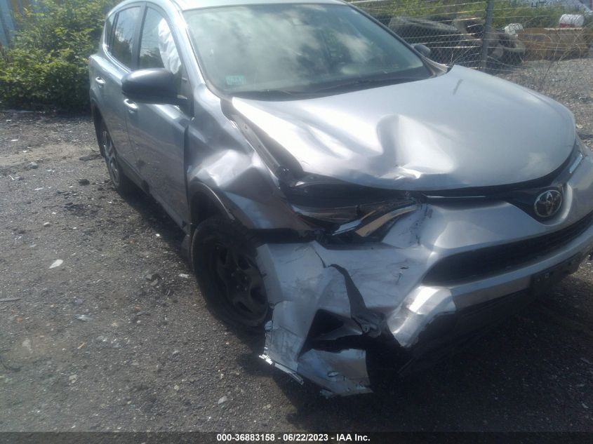 2018 TOYOTA RAV4 LE - JTMBFREV7JD255240