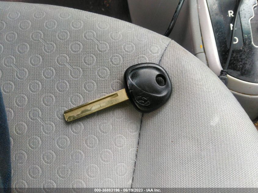 2013 HYUNDAI ACCENT SE - KMHCU5AE2DU107313