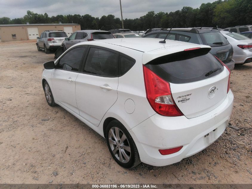 2013 HYUNDAI ACCENT SE - KMHCU5AE2DU107313