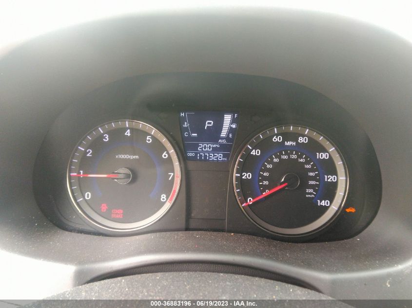2013 HYUNDAI ACCENT SE - KMHCU5AE2DU107313