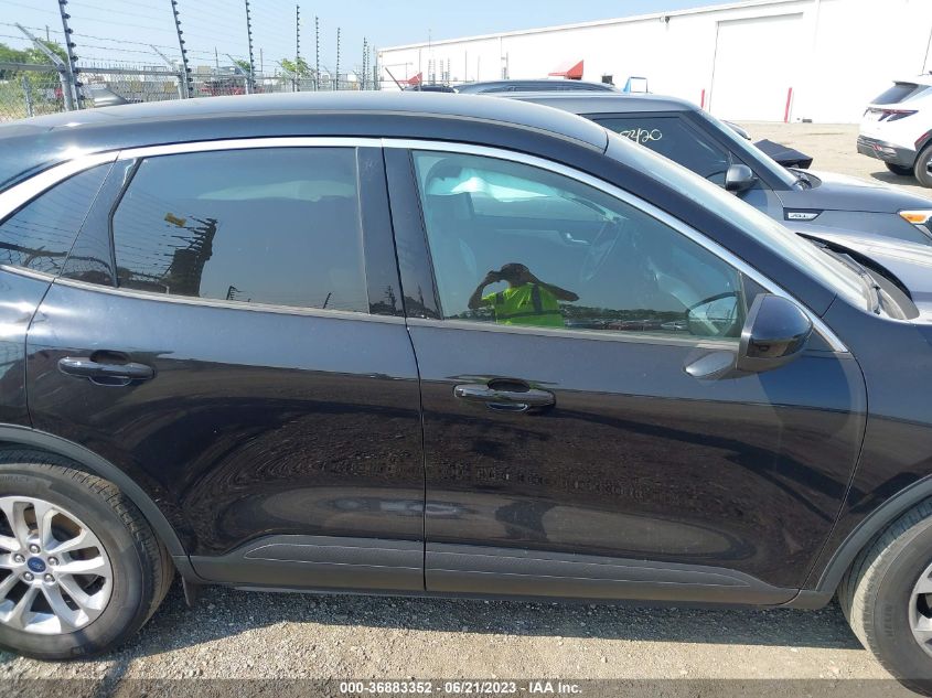 2021 FORD ESCAPE SE - 1FMCU0G67MUA25810