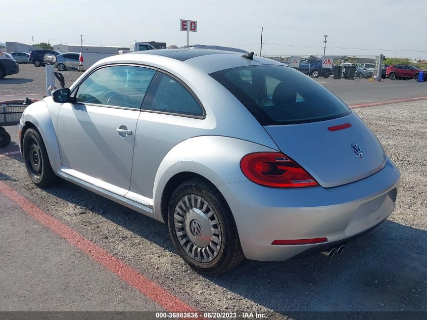 2013 VOLKSWAGEN BEETLE COUPE 2.5L W/SUN - 3VWJP7AT7DM676673