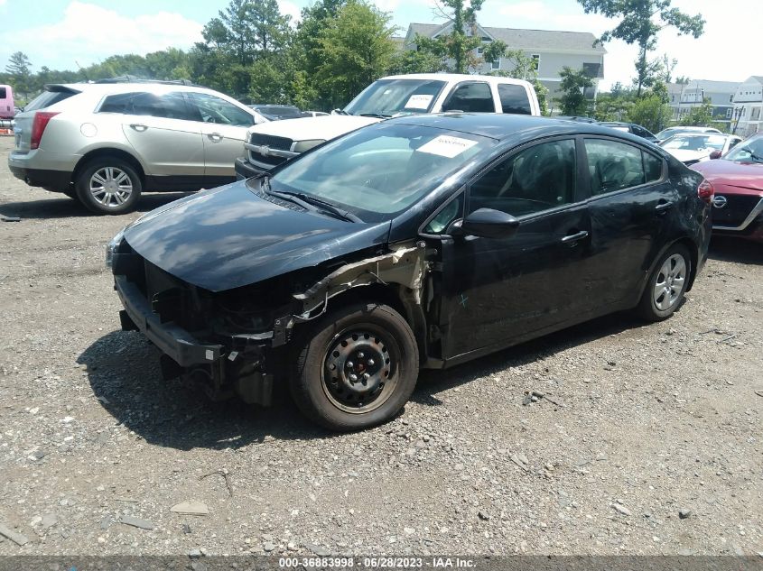 2018 KIA FORTE LX - 3KPFL4A70JE212037