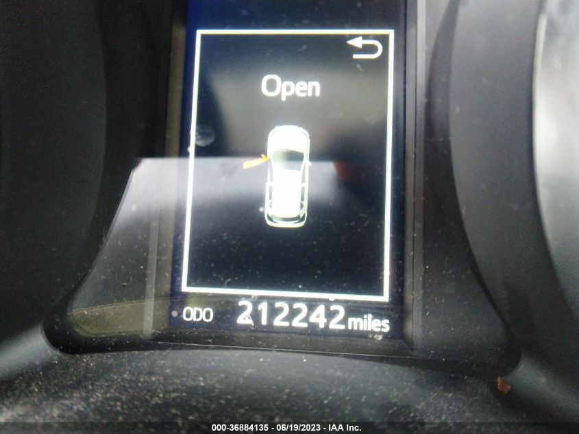 2018 TOYOTA COROLLA IM - JTNKARJE6JJ575294