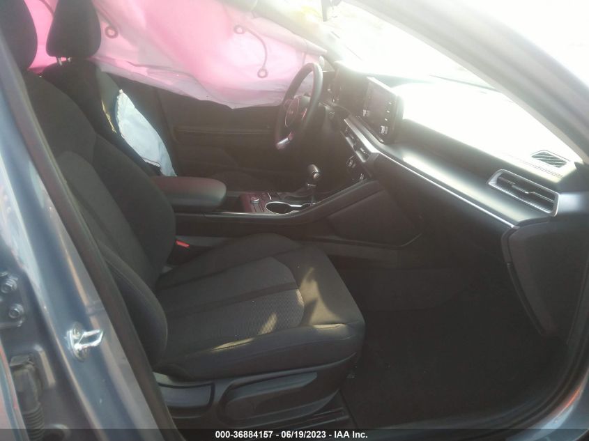 2022 KIA K5 LXS - 5XXG14J26NG113198