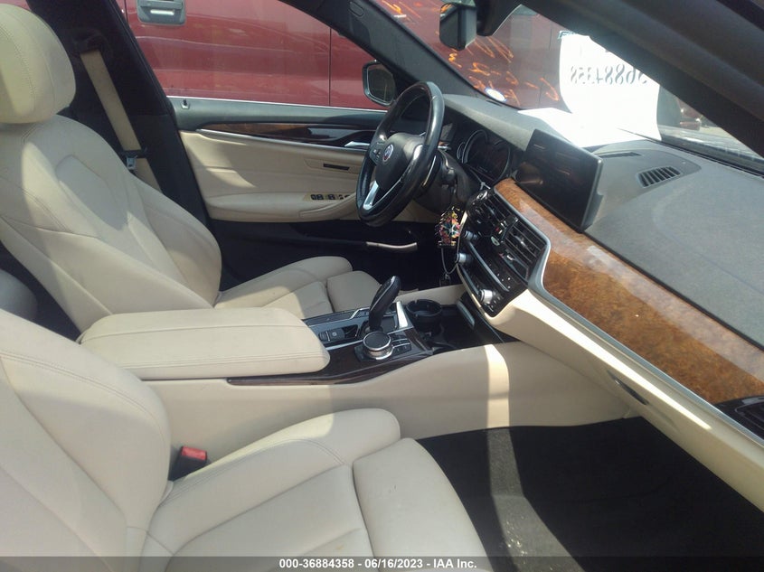 VIN WBAJA5C56KWW09046 2019 BMW 5 SERIES 530I