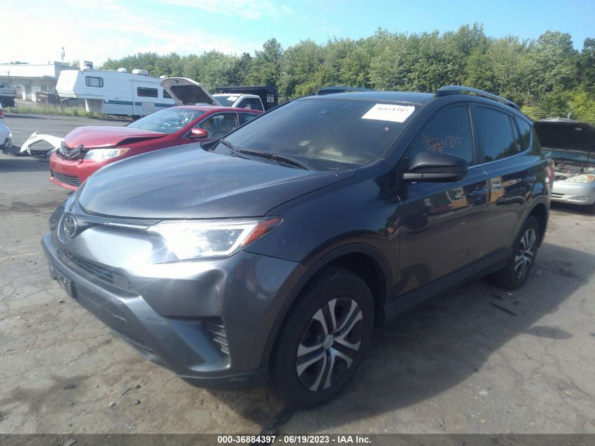 2018 TOYOTA RAV4 LE - JTMBFREV6JJ744679