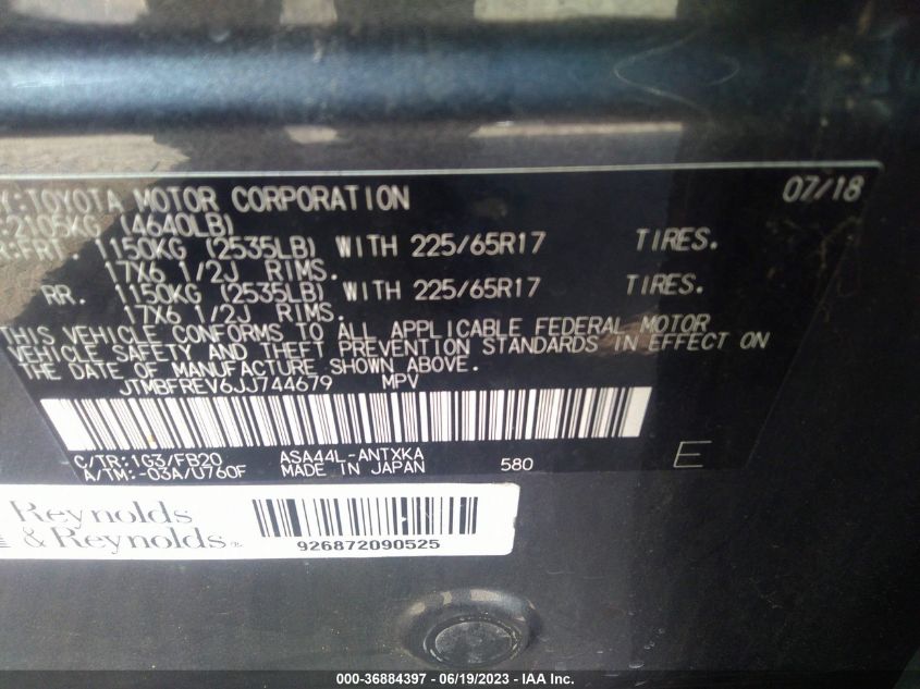 2018 TOYOTA RAV4 LE - JTMBFREV6JJ744679