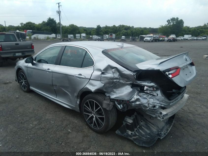 2022 TOYOTA CAMRY SE - 4T1G11AK2NU677922