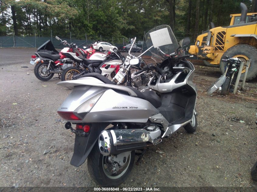 2004 HONDA FSC600 D JH2PF01194K200896