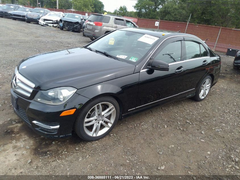 2013 MERCEDES-BENZ C-CLASS C 300 - WDDGF8AB3DR285229