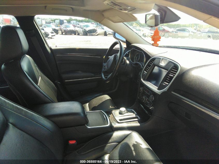 2019 CHRYSLER 300 LIMITED - 2C3CCAKG1KH569141
